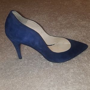 Nine West Suede Navy Heels! Reposhing!